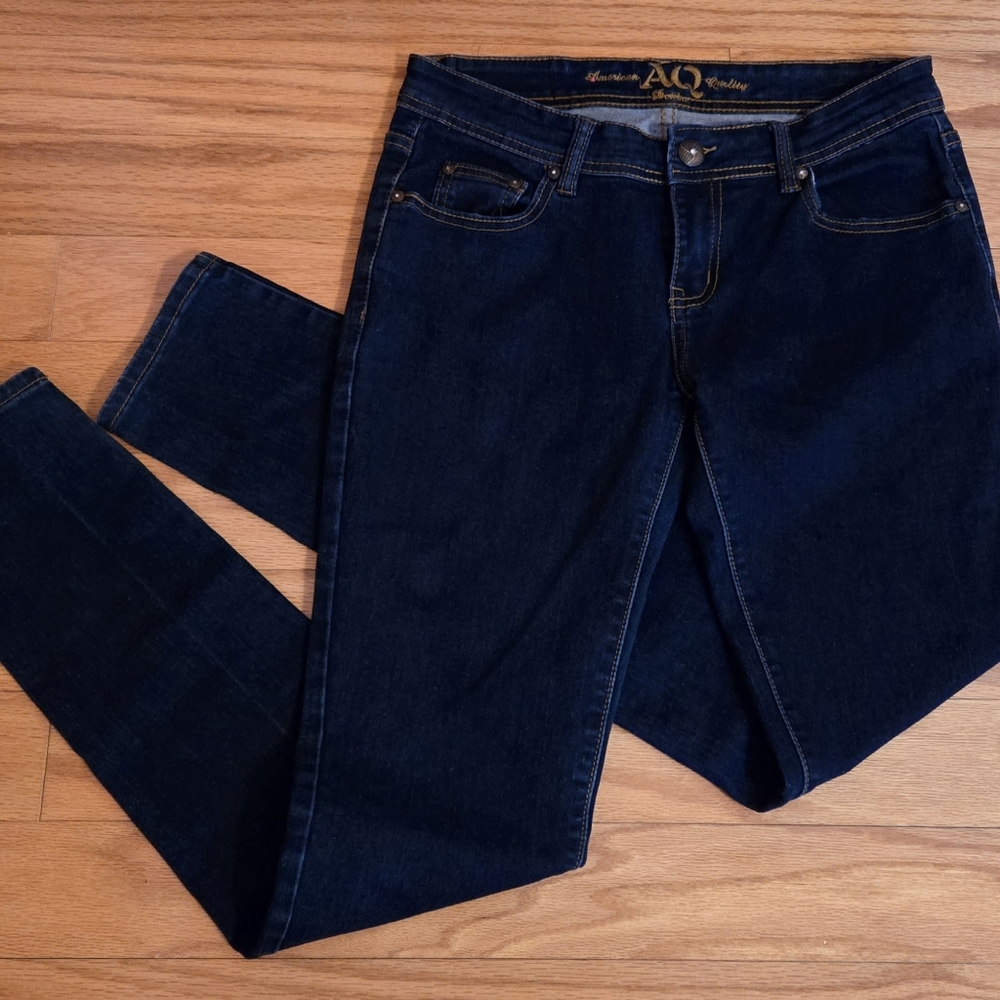 Women's Dark Blue Jeans NEW W/OUT TAGS